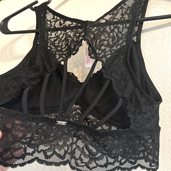 Victoria Secret PINK S black bralette with lace and string back - Picture 3 of 3